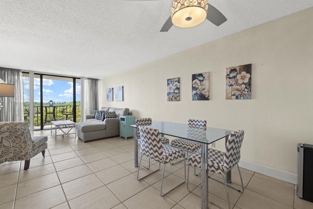 4 of 35 - 1830 Embassy Drive #607, West Palm Beach, FL