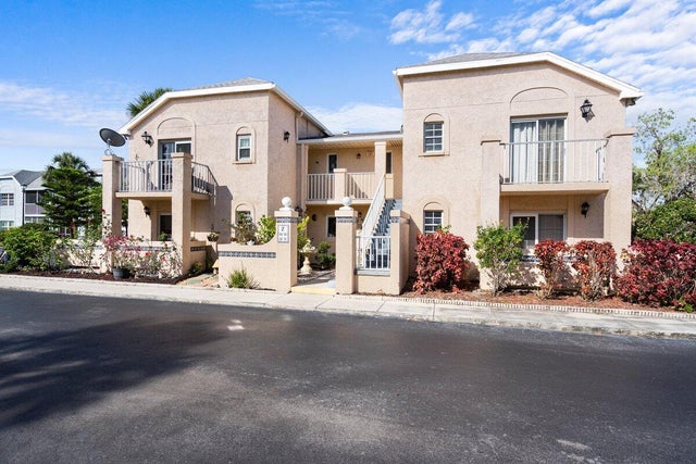 1 of 37 - 1627 Se Green Acres Circle #z-203, Port Saint Lucie, FL