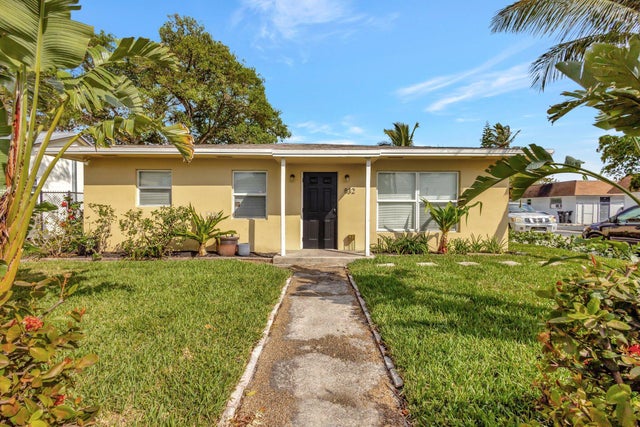 3 of 29 - 832 S J Street #1, Lake Worth Beach, FL