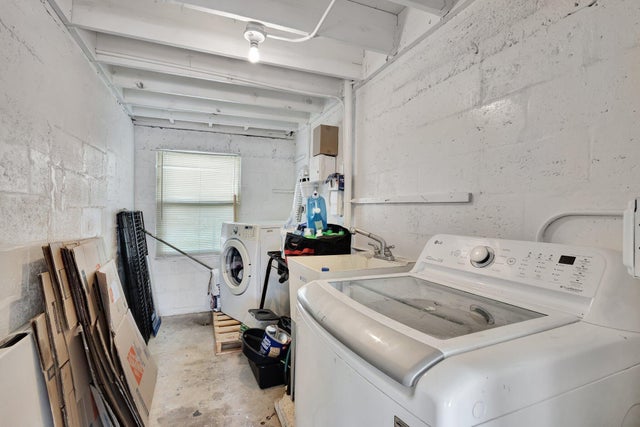 4 of 29 - 832 S J Street #1, Lake Worth Beach, FL
