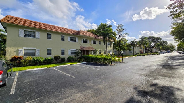 1 of 19 - 5621 Sw 2nd Court #209, Margate, FL