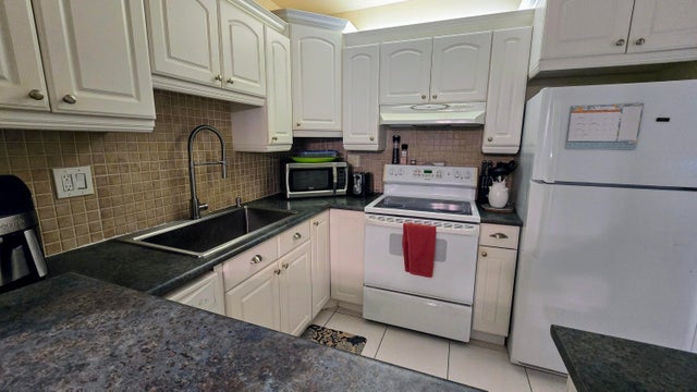 3 of 19 - 5621 Sw 2nd Court #209, Margate, FL
