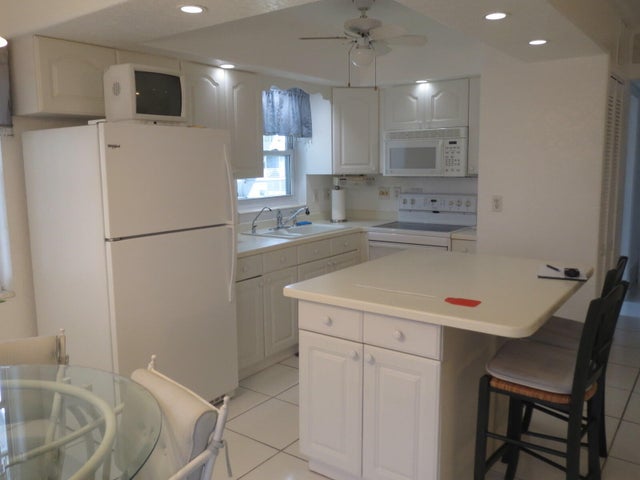 3 of 10 - 184 Coventry H, West Palm Beach, FL