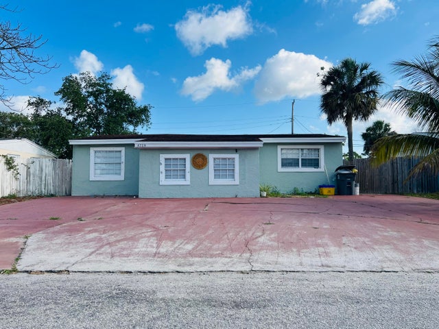 1 of 16 - 4219 N Browning Drive N, West Palm Beach, FL