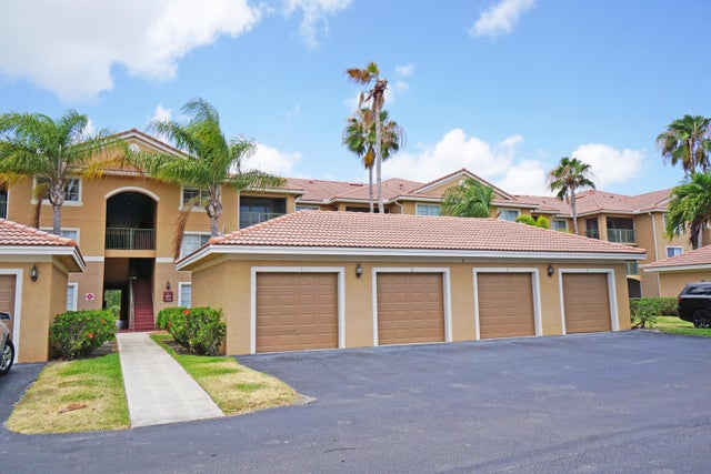 2 of 33 - 3720 Nw Mediterranean Lane #304, Jensen Beach, FL