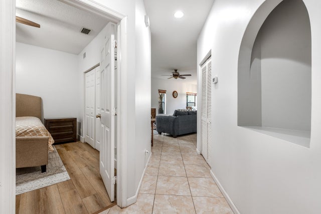 2 of 34 - 12582 Shoreline Dr, Wellington, FL