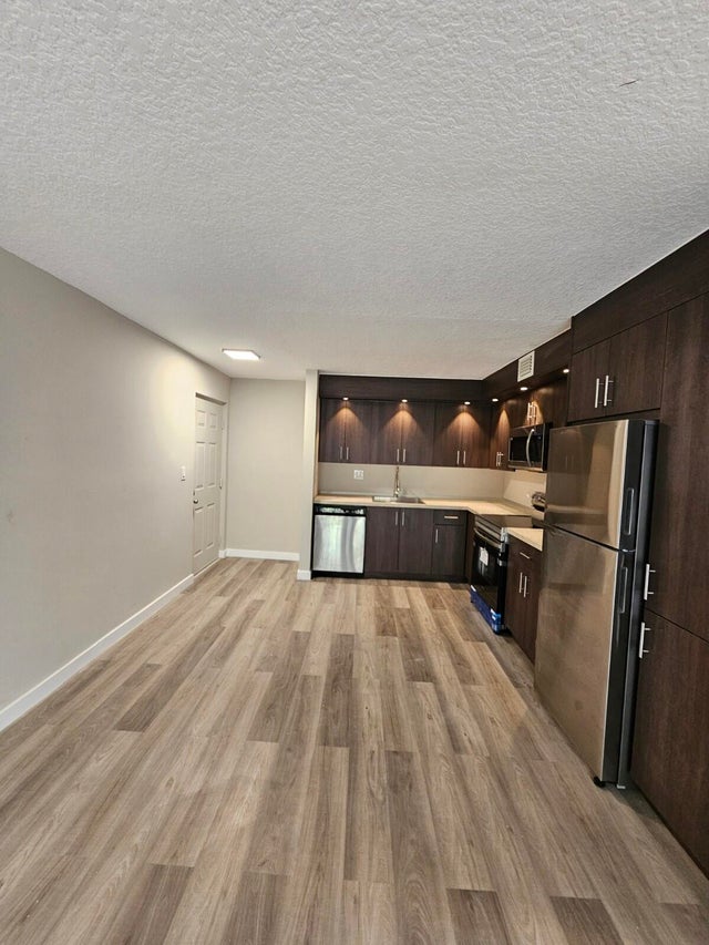 3 of 19 - 1850 N Congress Avenue #305, West Palm Beach, FL