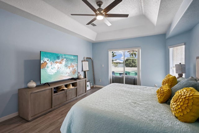 1 of 44 - 6024 Nw Favian Av, Port Saint Lucie, FL