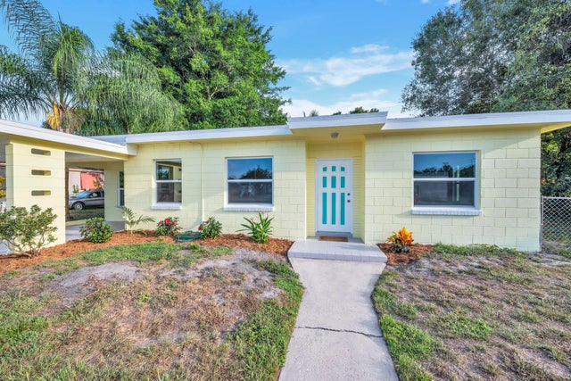 1 of 35 - 3205 Tennessee Avenue, Fort Pierce, FL