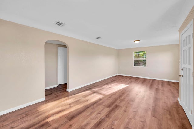 5 of 35 - 3205 Tennessee Avenue, Fort Pierce, FL