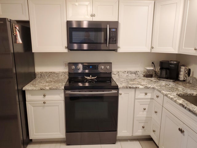 4 of 33 - 740 E Ocean Avenue #109, Boynton Beach, FL