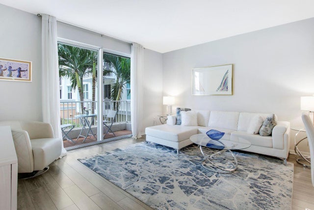 1 of 25 - 802 W Windward 206 Wy #206, Lantana, FL