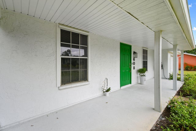 3 of 45 - 608 Sw Everett Ct, Port Saint Lucie, FL