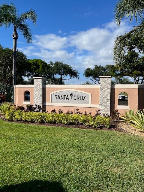 1 of 33 - 9826 Kamena Cir, Boynton Beach, FL