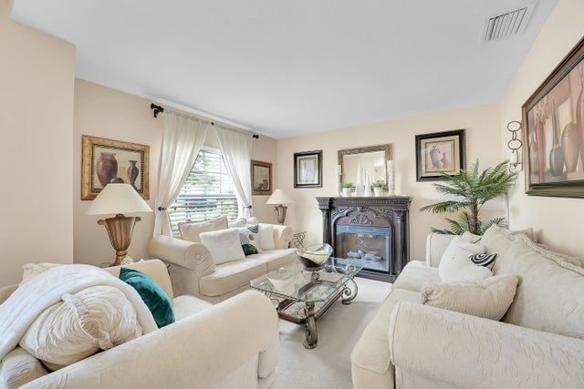2 of 26 - 6690 Nw Pinson Court, Port Saint Lucie, FL