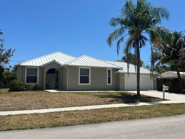 1 of 33 - 1501 Lee Court, Lake Worth, FL