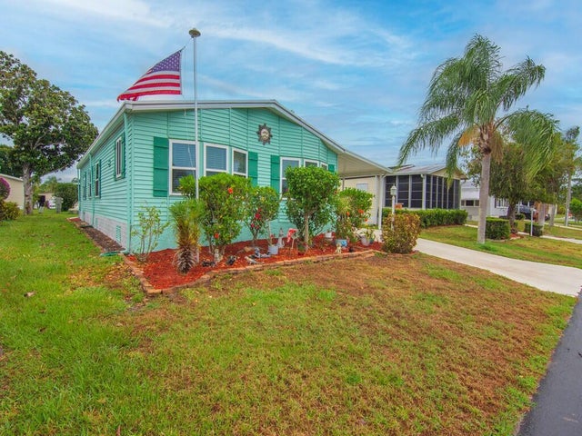 2 of 27 - 495 Tropical Isles Cir, Fort Pierce, FL