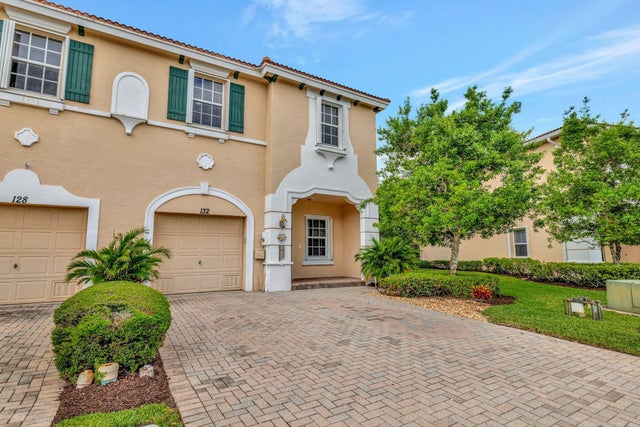 2 of 47 - 132 Sw Otter Run Pl, Stuart, FL