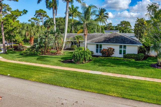 2 of 45 - 4786 Richmond Mews, Haverhill, FL