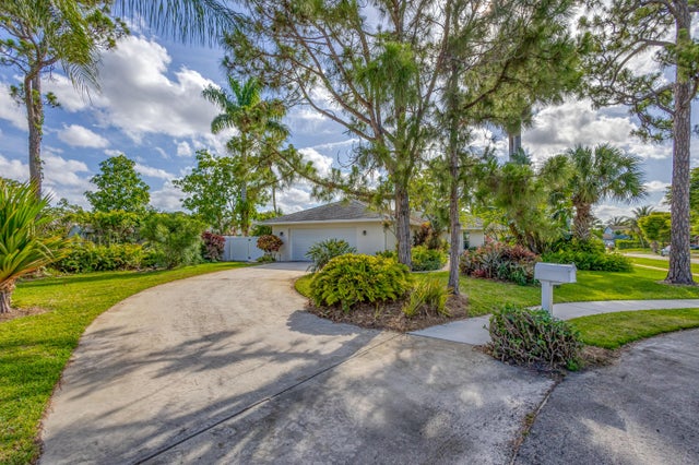 5 of 45 - 4786 Richmond Mews, Haverhill, FL