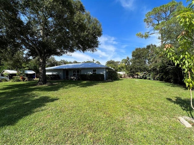 2 of 20 - 3610 3rd Pl, Vero Beach, FL