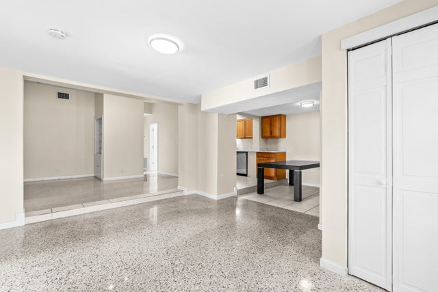 4 of 30 - 246 Ne 10th Street, Delray Beach, FL