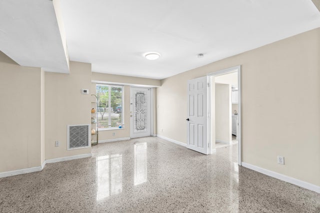 5 of 30 - 246 Ne 10th Street, Delray Beach, FL
