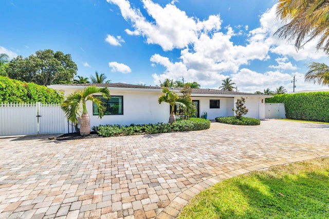 5 of 41 - 1424 Alpha Ct, Lake Clarke Shores, FL