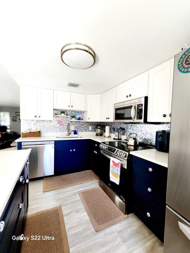 5 of 36 - 503 Sandtree Dr, Palm Beach Gardens, FL