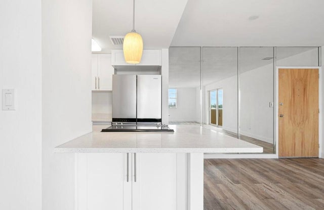5 of 26 - 2800 N Flagler Dr #410, West Palm Beach, FL
