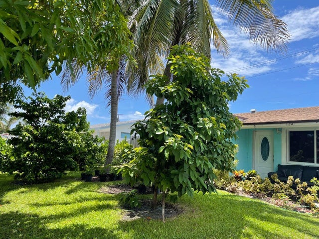 5 of 8 - 120 S Atlantic Drive W, Boynton Beach, FL
