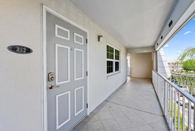1 of 36 - 1051 Sugar Sands Boulevard #352, Riviera Beach, FL