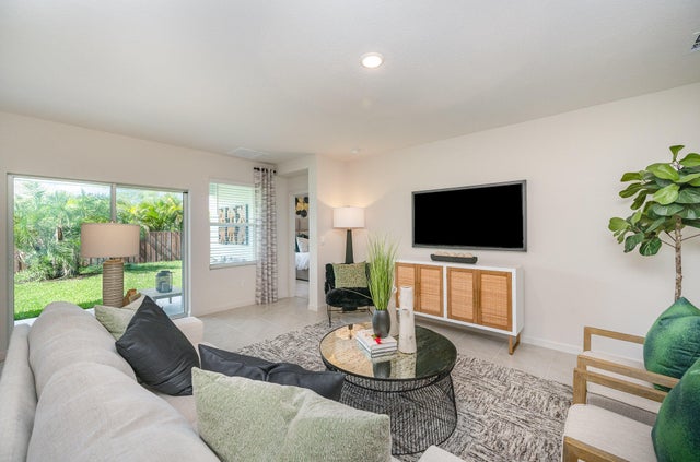 3 of 36 - 6460 Nw Halibut St, Port Saint Lucie, FL