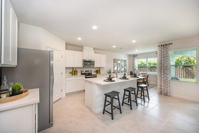 4 of 36 - 6460 Nw Halibut St, Port Saint Lucie, FL