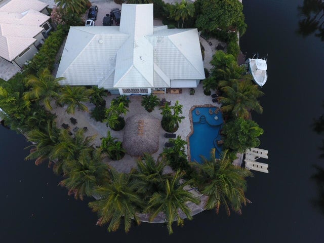 2 of 45 - 2311 Ne 47 St, Lighthouse Point, FL
