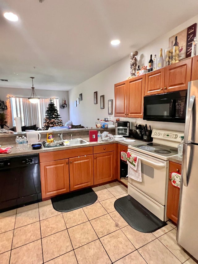 1 of 33 - 2010 Freeport Lane #4104, Riviera Beach, FL