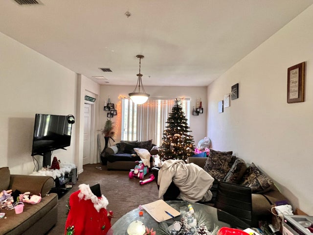 3 of 33 - 2010 Freeport Lane #4104, Riviera Beach, FL