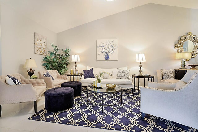 4 of 14 - 8434 Mooring Cir, Boynton Beach, FL