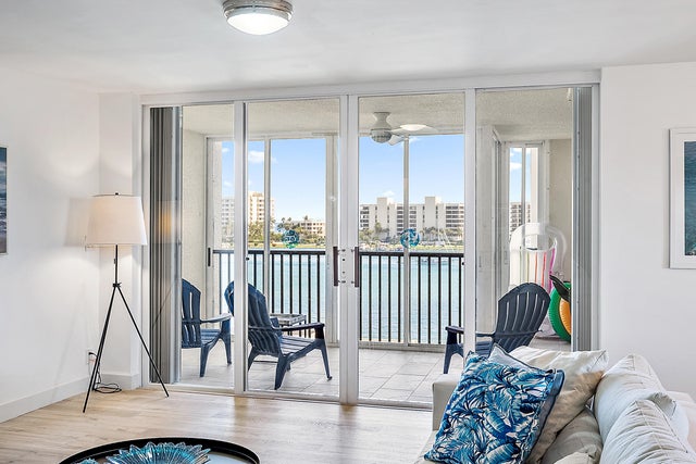 5 of 24 - 19800 Sandpointe Bay Dr #508, Tequesta, FL