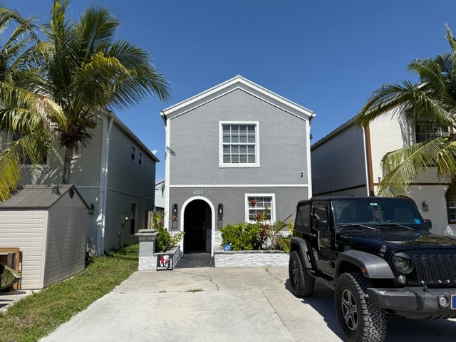 1 of 38 - 4337 Springfield St, Lake Worth Beach, FL