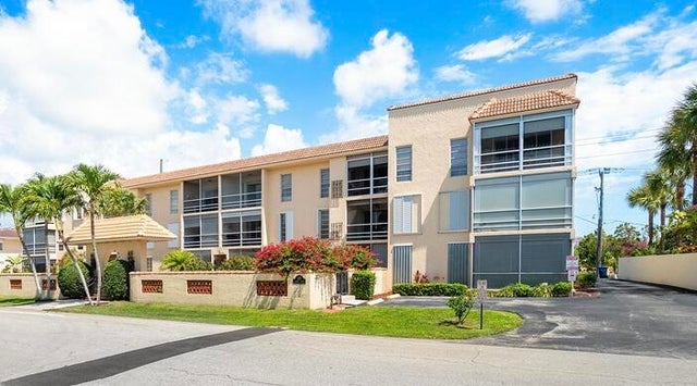 1 of 15 - 331 Sw 8th St #2-c-e, Boca Raton, FL