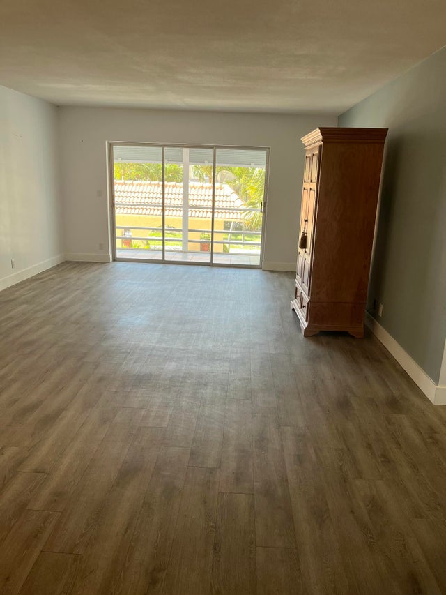 4 of 15 - 331 Sw 8th St #2-c-e, Boca Raton, FL