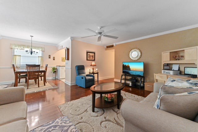 5 of 35 - 221 Brittany E, Delray Beach, FL