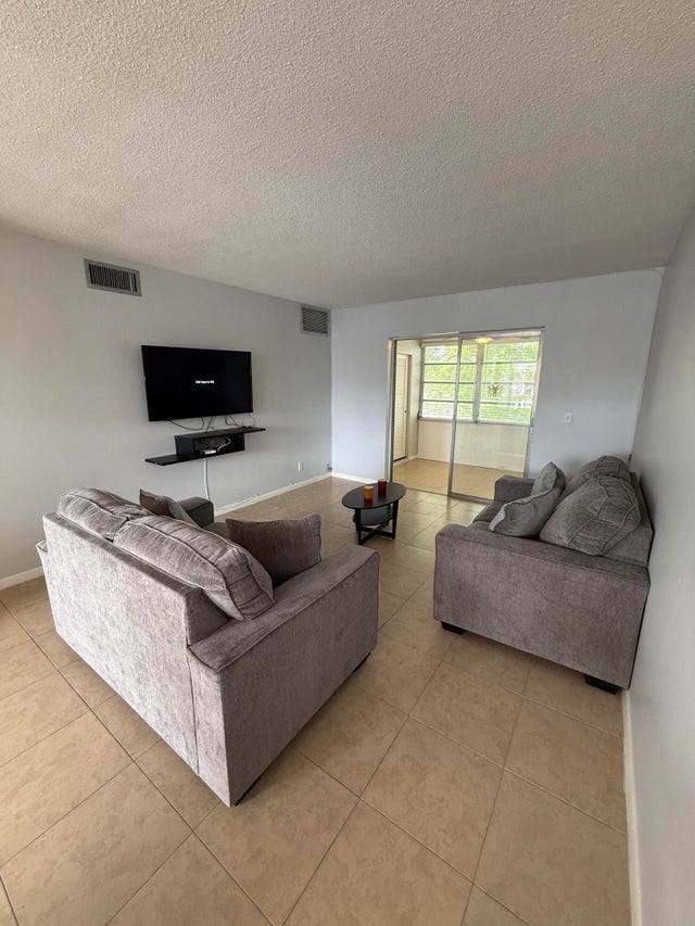 4 of 29 - 2213 Ne Ne 1st Ct #203, Boynton Beach, FL