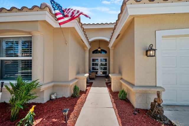 2 of 43 - 5349 Oakmont Village Circle, Lake Worth, FL