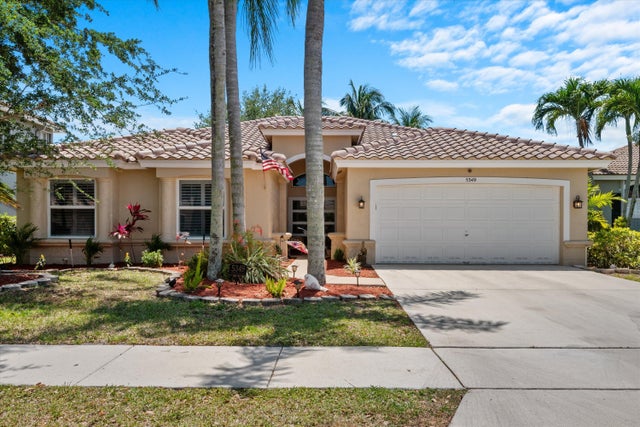 3 of 43 - 5349 Oakmont Village Circle, Lake Worth, FL
