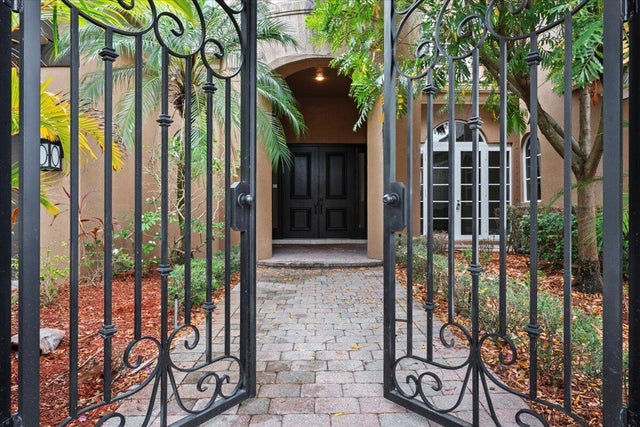 2 of 59 - 17614 Circle Pond Court, Boca Raton, FL