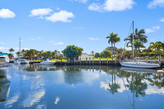 2 of 35 - 2500 Ne 23rd St, Pompano Beach, FL
