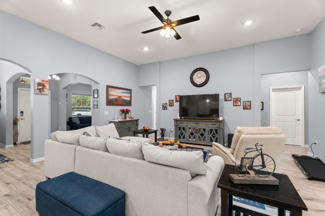5 of 42 - 1317 Se Odonnell Lane, Port Saint Lucie, FL
