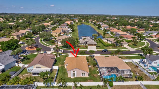4 of 10 - 5317 Oakmont Village Circle, Lake Worth, FL